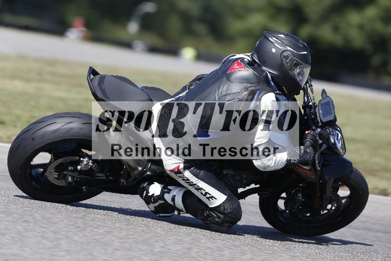 Archiv-2025/49 26.08.2025 Cornu Master School ADR/blau-bleu/50